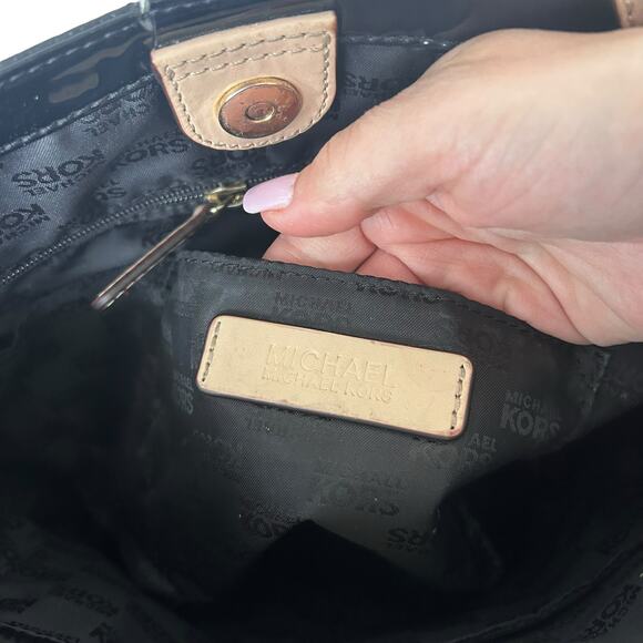 Michael Kors Black Jet Set Patent Leather Monogram Tote Shoulder Bag - Picture 2 of 9